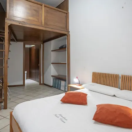 Domus Giulio Cesare - Vatican Museum Διαμέρισμα