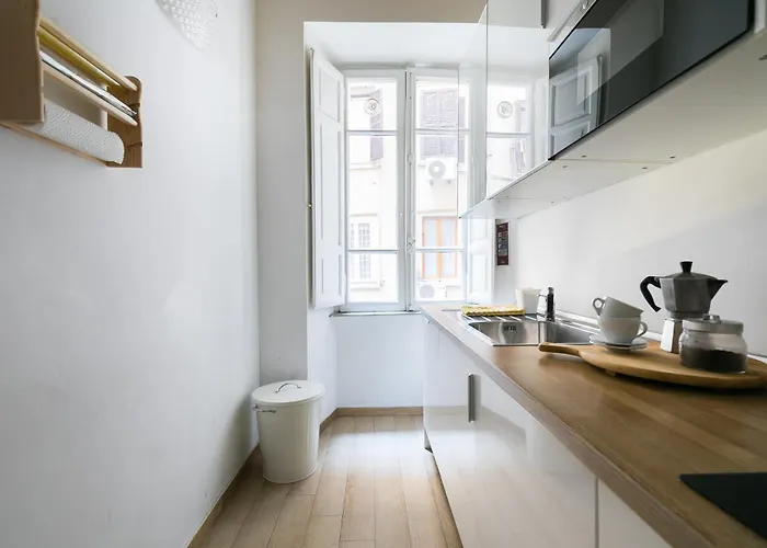 Appartement Domus Giulio Cesare - Vatican Museum *